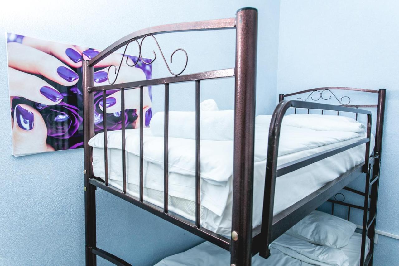 Sherlock Holmes Hostel Bakoe Buitenkant foto